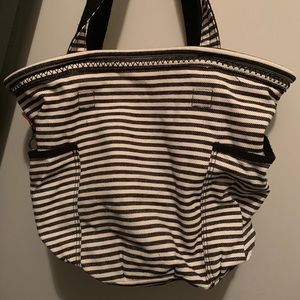 Thirty One Retro Metro Bag